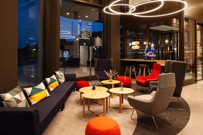 Imagen de los interiores del Hotel Holiday Inn Express and Suites Monheim Am Rhein by IHG. Foto 14