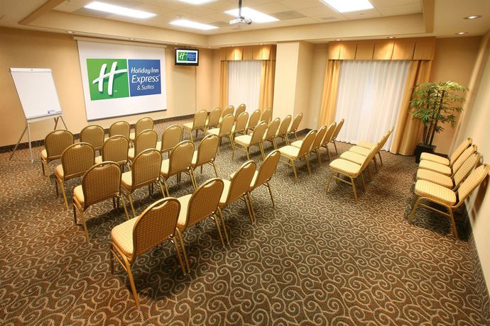 Imagen de los interiores del Hotel Holiday Inn Express and Suites Monterrey Aeropuerto, An Ihg. Foto 11