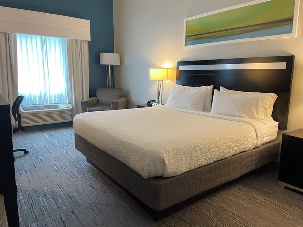 Imagen de la habitación del Hotel Holiday Inn Express and Suites Montgomery, an IHG. Foto 5