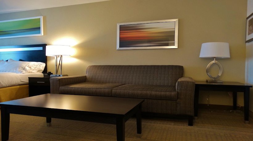 Imagen de la habitación del Hotel Holiday Inn Express and Suites Montgomery, an IHG. Foto 14