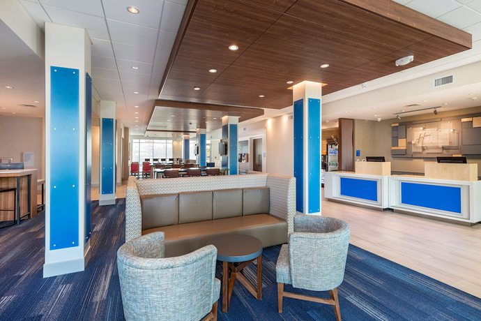 Imagen de los interiores del Hotel Holiday Inn Express and Suites Moreno Valley - Riverside, an IHG. Foto 18