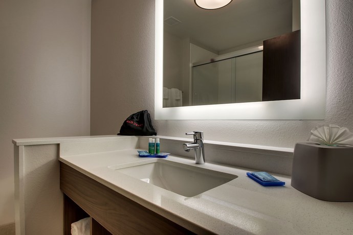 Imagen de la habitación del Hotel Holiday Inn Express and Suites Mount Vernon, An Ihg. Foto 4