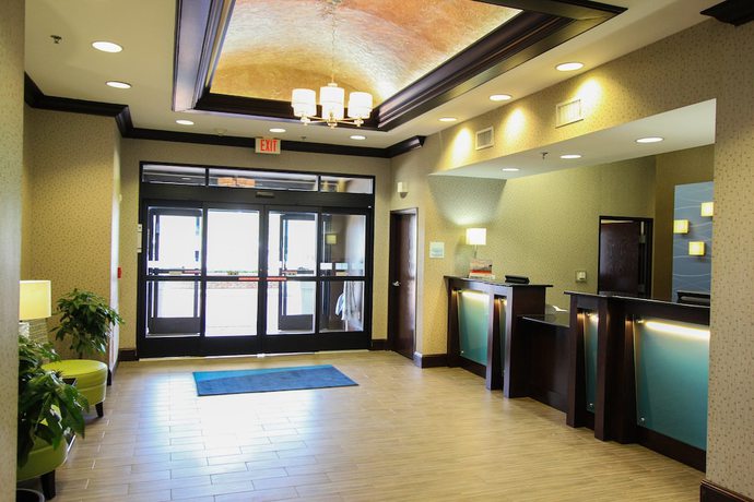 Imagen de los interiores del Hotel Holiday Inn Express and Suites Nacogdoches, An Ihg. Foto 17