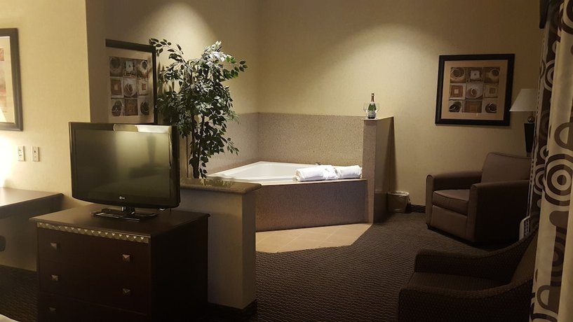 Imagen de la habitación del Hotel Holiday Inn Express and Suites Nampa - Idaho Center, An Ihg. Foto 2