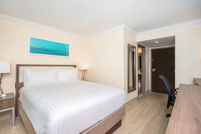 Imagen de la habitación del Hotel Holiday Inn Express and Suites Nassau. Foto 4