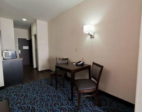 Imagen de la habitación del Hotel Holiday Inn Express and Suites New Philadelphia, An Ihg. Foto 6