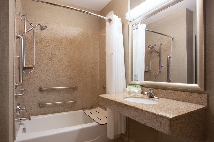 Imagen de la habitación del Hotel Holiday Inn Express and Suites Newport, An Ihg. Foto 8