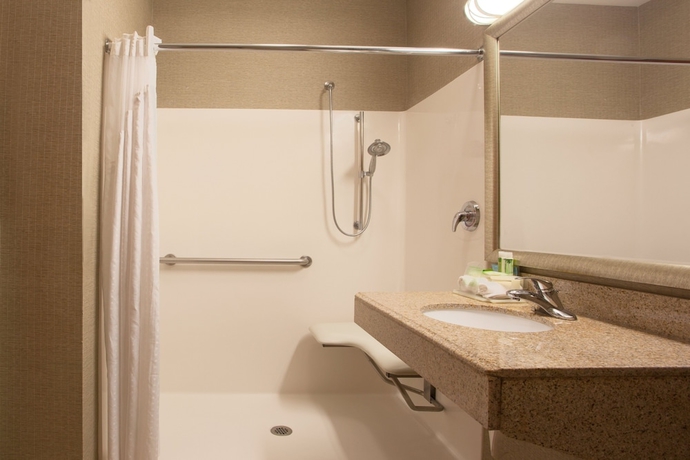 Imagen de la habitación del Hotel Holiday Inn Express and Suites Newport, An Ihg. Foto 11