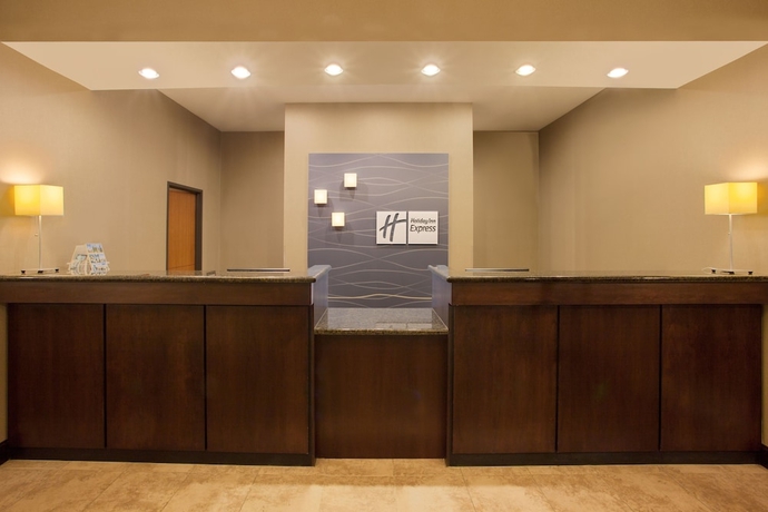 Imagen de los interiores del Hotel Holiday Inn Express and Suites Newport, An Ihg. Foto 15