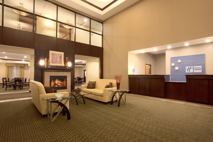 Imagen de los interiores del Hotel Holiday Inn Express and Suites Newport, An Ihg. Foto 16