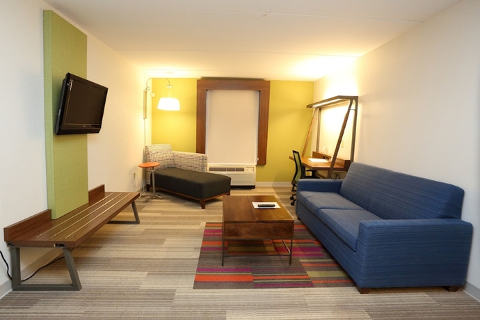 Imagen de la habitación del Hotel Holiday Inn Express and Suites Newport News, An Ihg. Foto 11