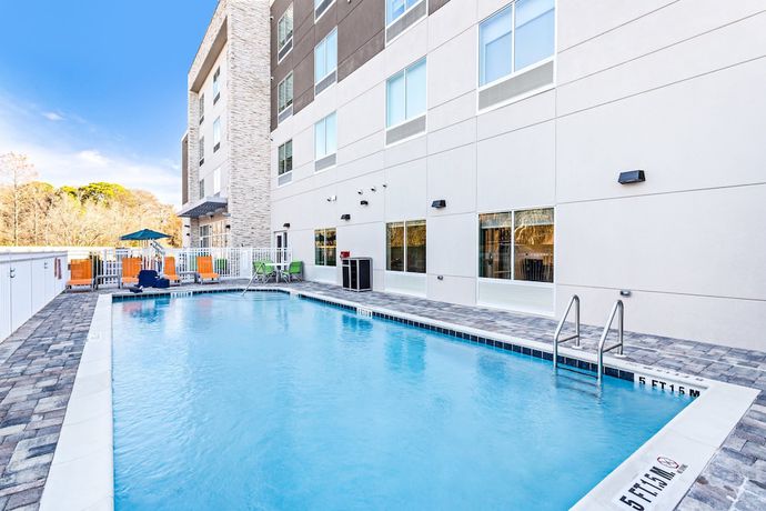Imagen de la piscina del Hotel Holiday Inn Express and Suites Niceville - Eglin Area, an IHG. Foto 20