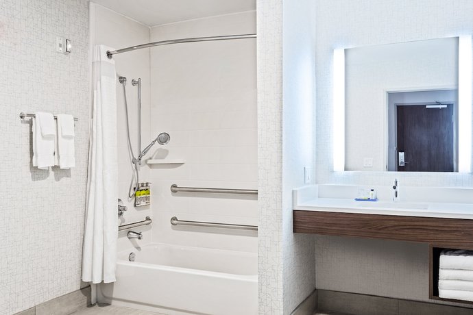 Imagen de la habitación del Hotel Holiday Inn Express and Suites Niceville - Eglin Area, an IHG. Foto 7