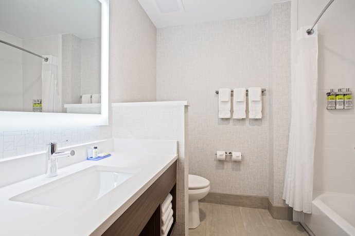 Imagen de la habitación del Hotel Holiday Inn Express and Suites Niceville - Eglin Area, an IHG. Foto 10