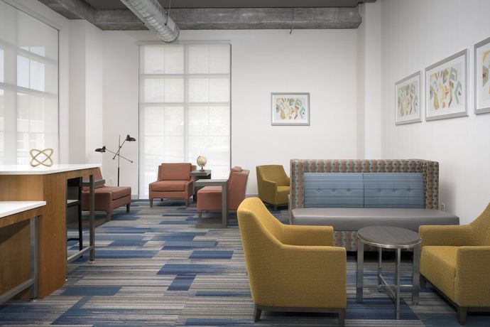 Imagen de los interiores del Hotel Holiday Inn Express and Suites North Brunswick, an IHG. Foto 20