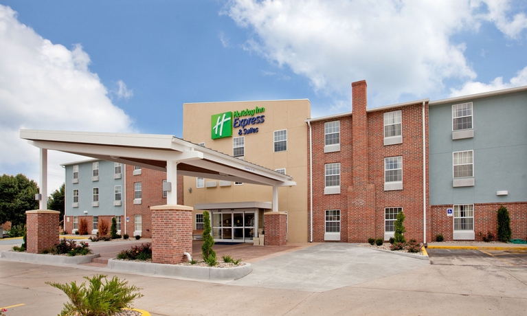 Imagen de los exteriores del Hotel Holiday Inn Express and Suites North Kansas City, An Ihg. Foto 10