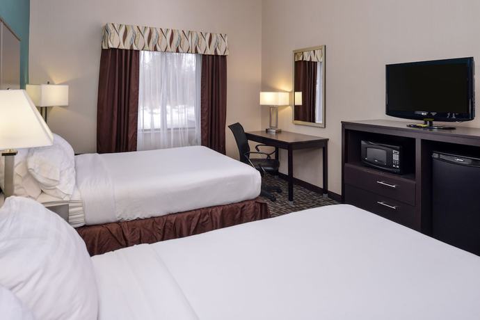 Imagen de la habitación del Hotel Holiday Inn Express and Suites North Lima, An Ihg. Foto 6