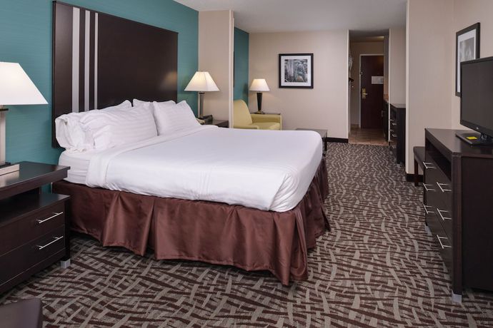 Imagen de la habitación del Hotel Holiday Inn Express and Suites North Lima, An Ihg. Foto 8