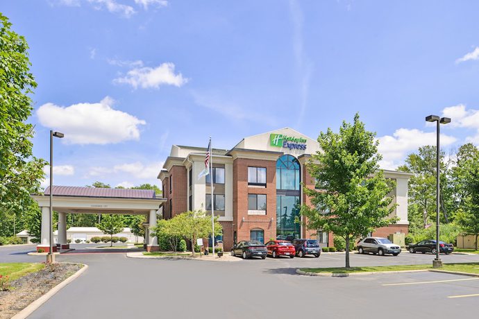 Imagen general del Hotel Holiday Inn Express and Suites North Lima, An Ihg. Foto 1