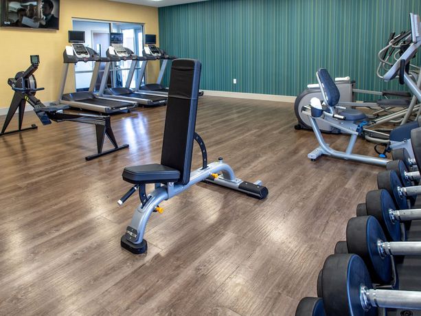 Imagen de los interiores del Hotel Holiday Inn Express and Suites Oklahoma City Airport, an IHG. Foto 18