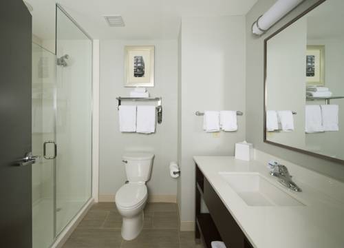 Imagen de la habitación del Hotel Holiday Inn Express and Suites Oklahoma City Dwtn - Bricktown, An Ihg. Foto 14