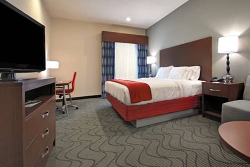 Imagen de la habitación del Hotel Holiday Inn Express and Suites Oklahoma City North, An Ihg. Foto 4