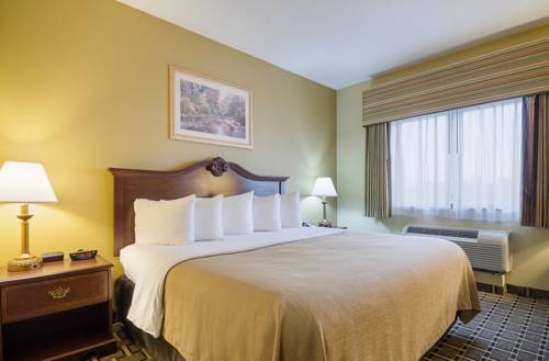 Imagen de la habitación del Hotel Holiday Inn Express and Suites Olathe South, An Ihg. Foto 3