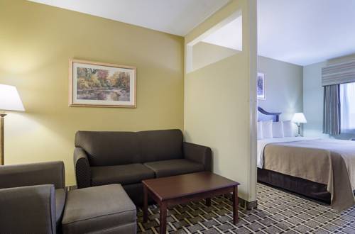 Imagen de la habitación del Hotel Holiday Inn Express and Suites Olathe South, An Ihg. Foto 4