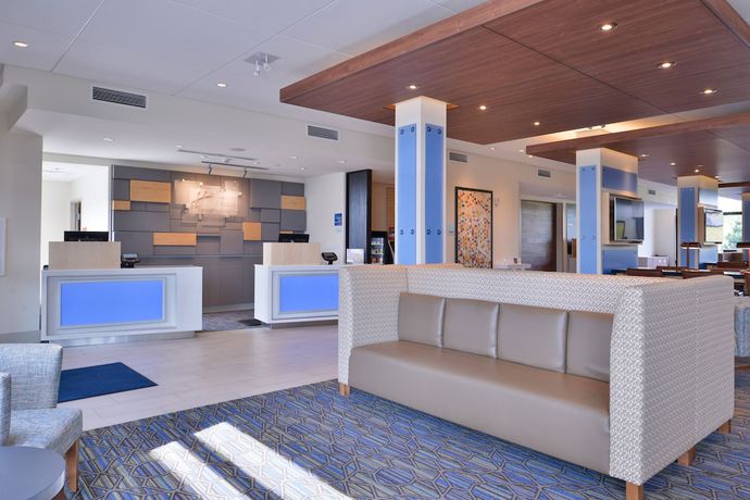 Imagen de los interiores del Hotel Holiday Inn Express and Suites Olathe West, an IHG. Foto 20