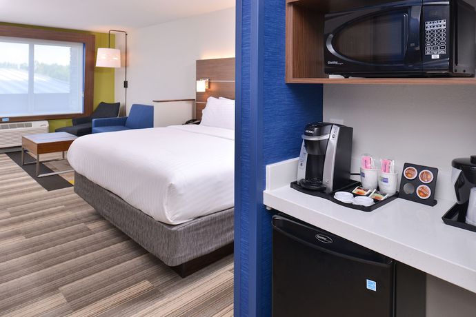 Imagen de la habitación del Hotel Holiday Inn Express and Suites Omaha Airport, An Ihg. Foto 11