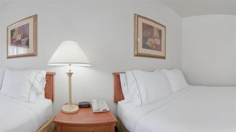 Imagen de la habitación del Hotel Holiday Inn Express and Suites Omaha West. Foto 4