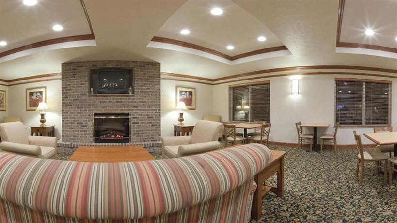 Imagen de los interiores del Hotel Holiday Inn Express and Suites Omaha West. Foto 13