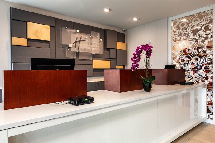 Imagen de los interiores del Hotel Holiday Inn Express and Suites Orlando - Lake Buena Vista, an IHG Hotel. Foto 20