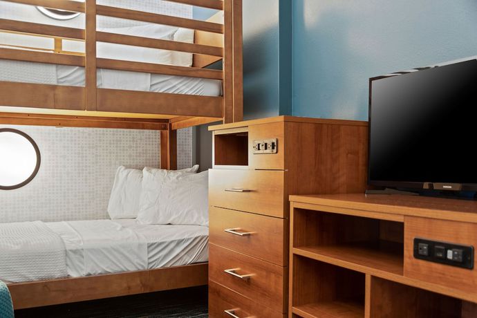 Imagen de la habitación del Hotel Holiday Inn Express and Suites Orlando - Lake Buena Vista, an IHG Hotel. Foto 12