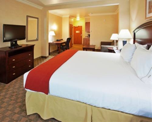 Imagen de la habitación del Hotel Holiday Inn Express and Suites Oroville Lake, An Ihg. Foto 2