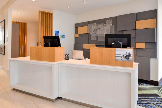 Imagen de los interiores del Hotel Holiday Inn Express and Suites Ottumwa, An Ihg. Foto 18