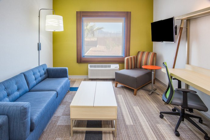 Imagen de la habitación del Hotel Holiday Inn Express and Suites Pahrump, An Ihg. Foto 8