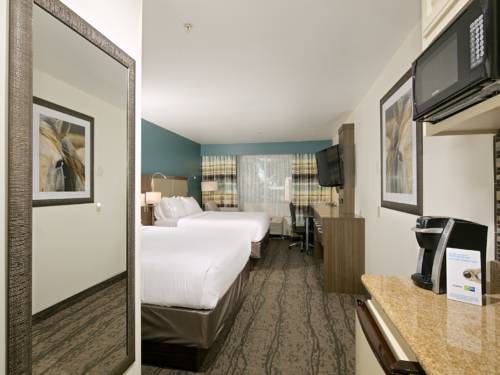 Imagen de la habitación del Hotel Holiday Inn Express and Suites Paso Robles, An Ihg. Foto 2