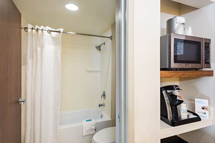 Imagen de la habitación del Hotel Holiday Inn Express and Suites Peoria North - Glendale, An Ihg. Foto 3