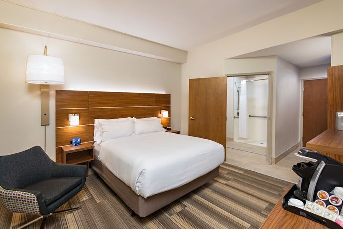 Imagen de la habitación del Hotel Holiday Inn Express and Suites Peoria North - Glendale, An Ihg. Foto 4