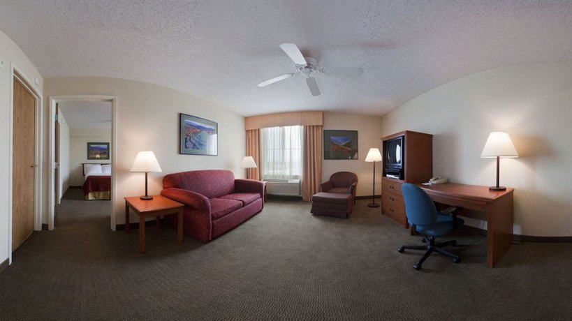 Imagen de la habitación del Hotel Holiday Inn Express and Suites Peoria North - Glendale, An Ihg. Foto 15