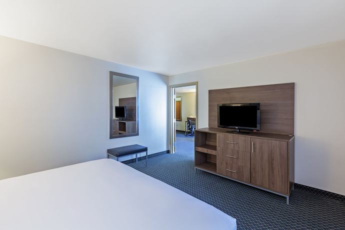 Imagen de la habitación del Hotel Holiday Inn Express and Suites Pharr, an IHG. Foto 2