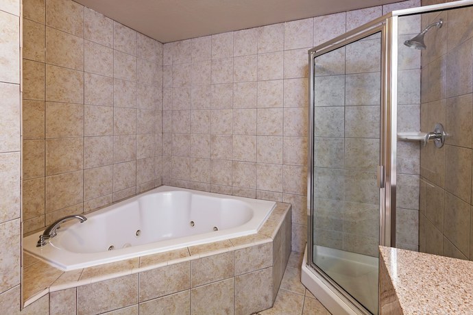Imagen de la habitación del Hotel Holiday Inn Express and Suites Pharr, an IHG. Foto 12