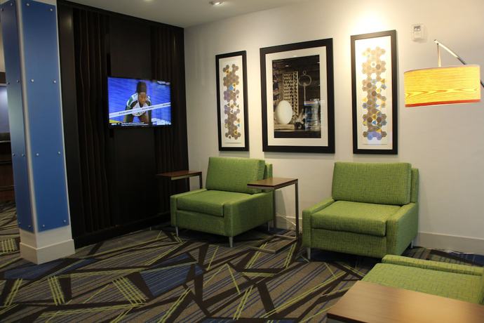 Imagen de los interiores del Hotel Holiday Inn Express and Suites Phoenix - Airport North, an IHG. Foto 14