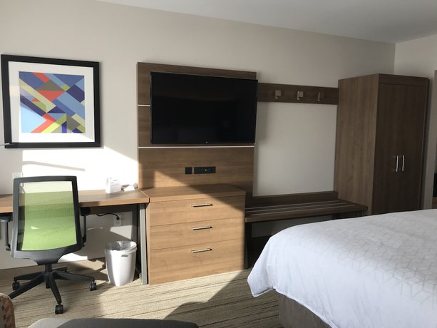Imagen de la habitación del Hotel Holiday Inn Express and Suites Phoenix - Airport North, an IHG. Foto 3