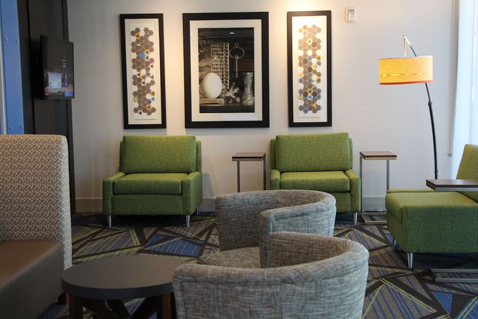 Imagen de los interiores del Hotel Holiday Inn Express and Suites Phoenix - Airport North, an IHG. Foto 15