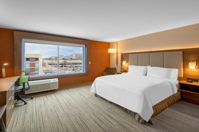 Imagen de la habitación del Hotel Holiday Inn Express and Suites Phoenix - Airport North, an IHG. Foto 6