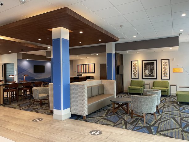 Imagen de los interiores del Hotel Holiday Inn Express and Suites Phoenix - Airport North, an IHG. Foto 17