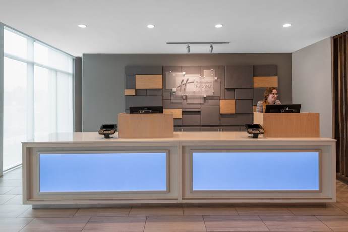 Imagen de los interiores del Hotel Holiday Inn Express and Suites Phoenix - Airport North, an IHG. Foto 19
