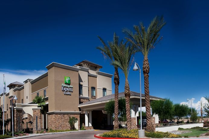 Imagen general del Hotel Holiday Inn Express and Suites Phoenix - Glendale Sports Dist, an IHG. Foto 1